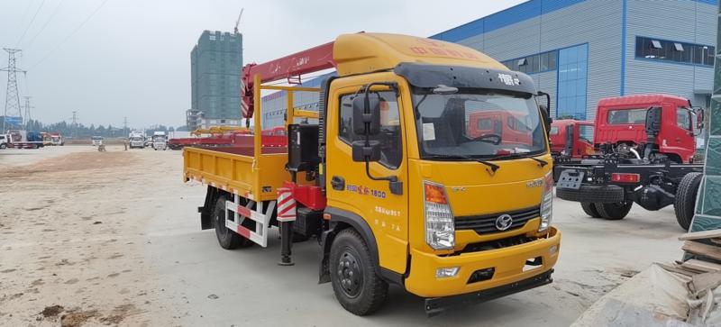 重汽豪瀚希尔博12吨随车吊